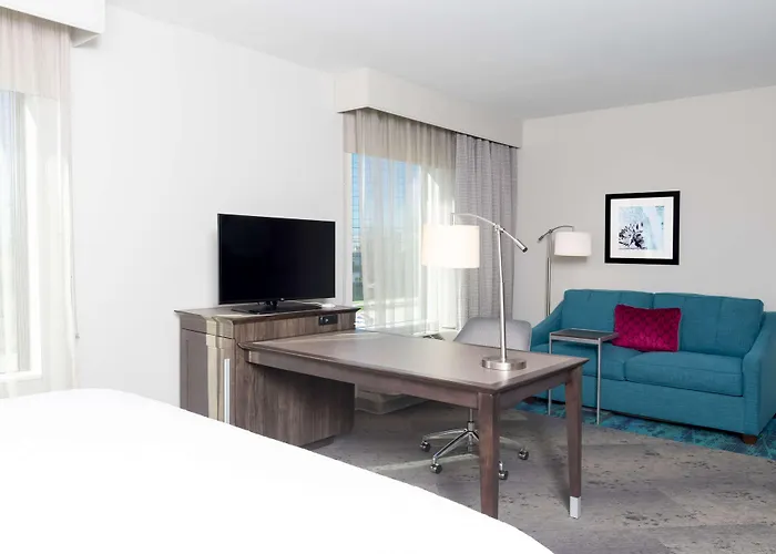 Hampton Inn & Suites By Hilton Chicago Schaumburg Il